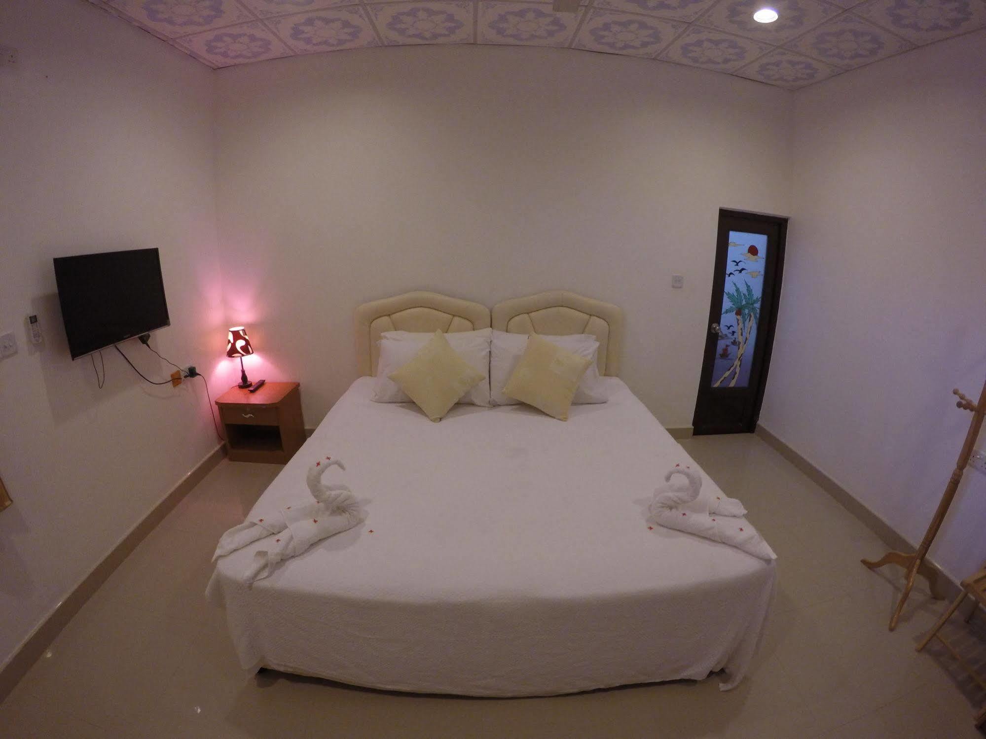 Venturo Maldives Hotel остров Маафуши Екстериор снимка